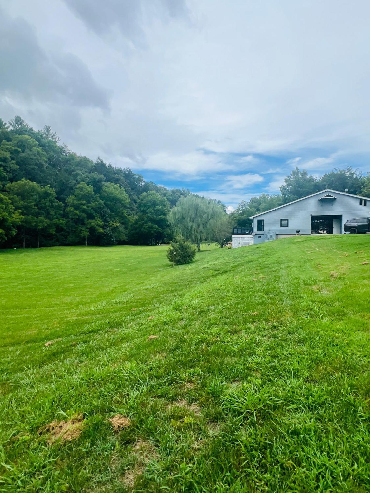 Firefly Fields 2-Acres With Guest House, Game Room, Mountain & River Views Sevierville Eksteriør bilde
