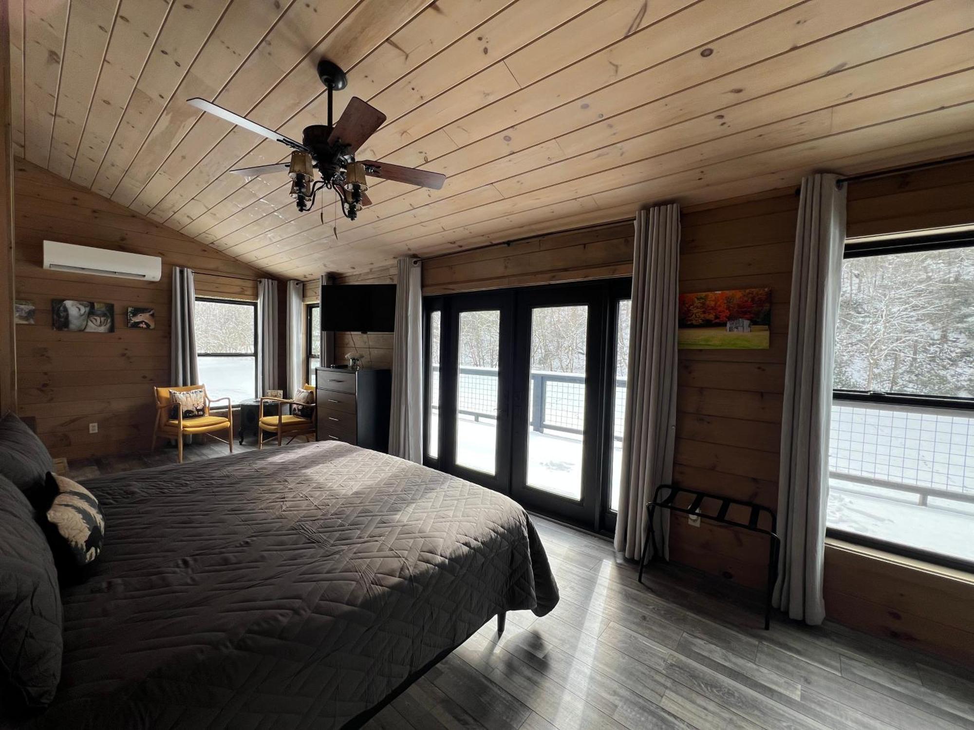 Firefly Fields 2-Acres With Guest House, Game Room, Mountain & River Views Sevierville Eksteriør bilde