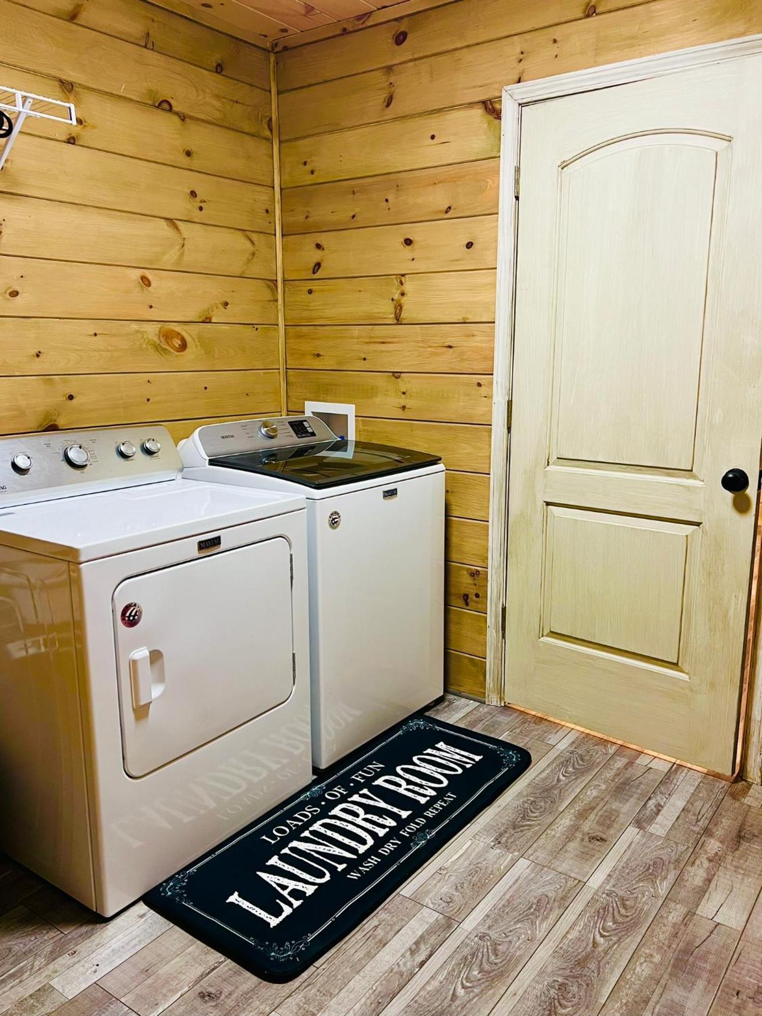 Firefly Fields 2-Acres With Guest House, Game Room, Mountain & River Views Sevierville Eksteriør bilde